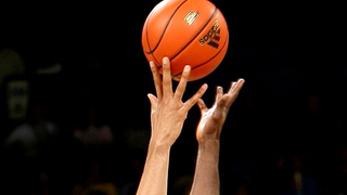 Illustration for article titled March Madness On Deadspin